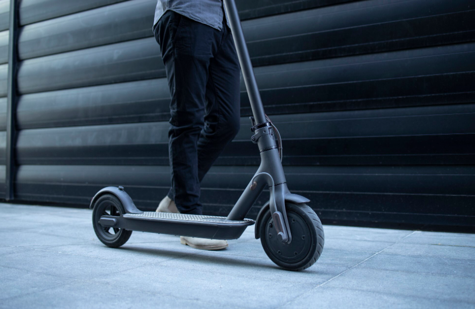 electric scooter with long range