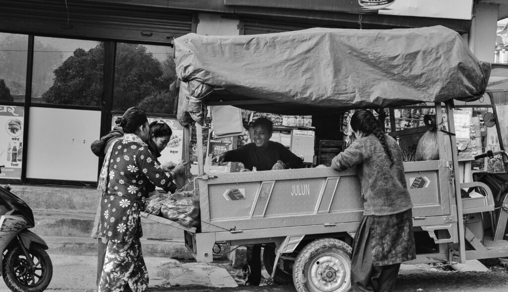 Electric Fruit Cart Vendor Vehicle India